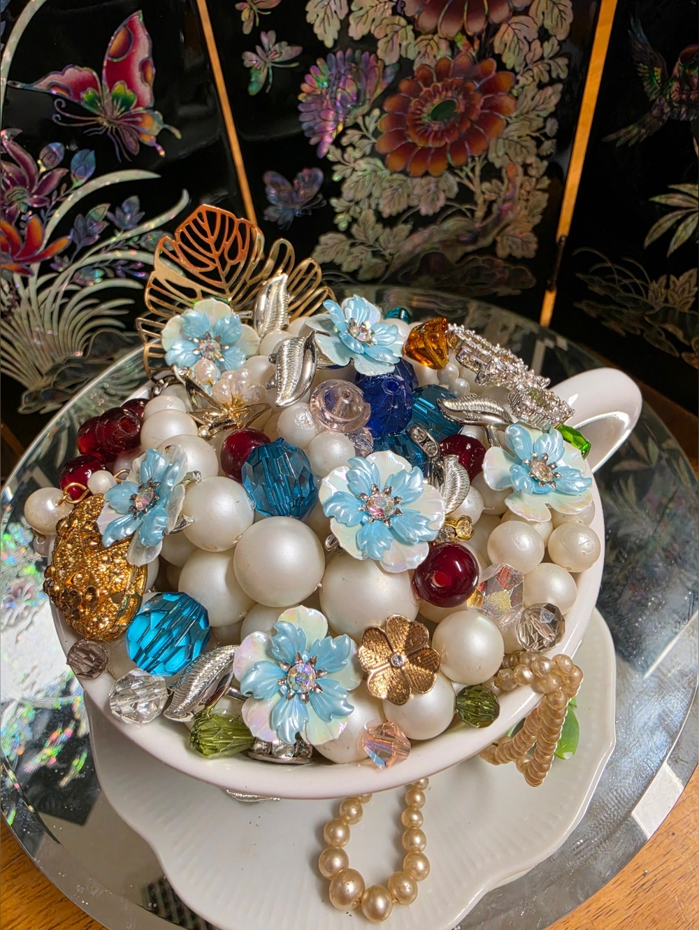 Hand Crafted Floral Tea Cup w Vintage Jewelry - Picture 5 of 7